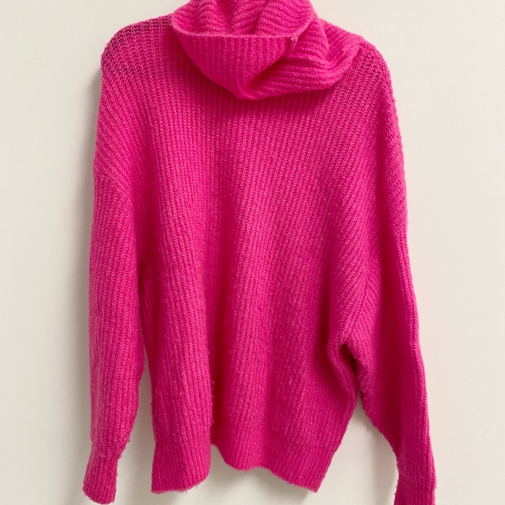 ZARA Small Neon Pink Oversized Sweater
